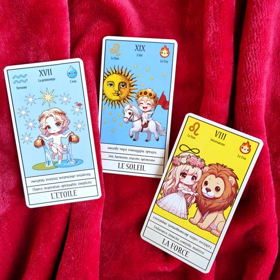 jeu de tarot divinatoire de style chibi auto-édité, arcanes majeurs