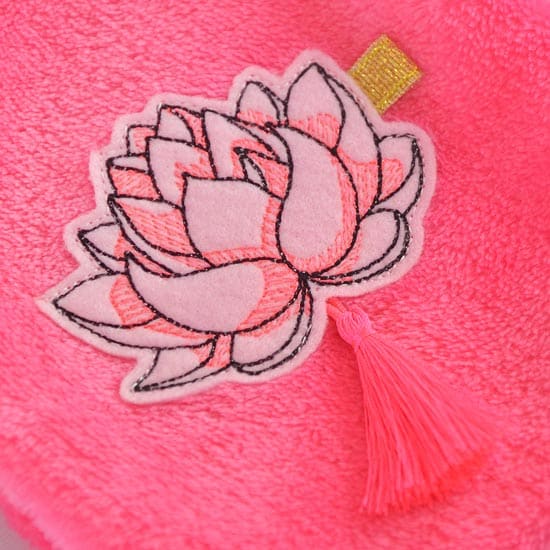 pochon rangement jeu de tarot lotus rose fourrure rose