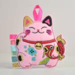 maneki neko lucky cat décoration brodée
