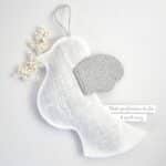 cadeau invité sachet de lavande colombe brodée