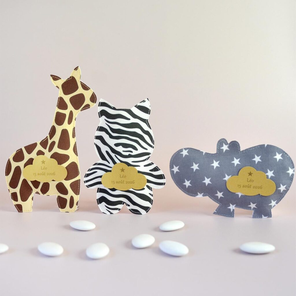 ballotin à dragées animaux de la savane : girafe, zèbre hippopotame