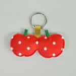 porte clé tissu cerise goodies event
