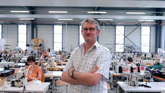 Latelier de confection de lingerie Indiscrète