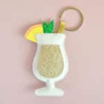 goodie porte-clés pailleté cocktail pina colada